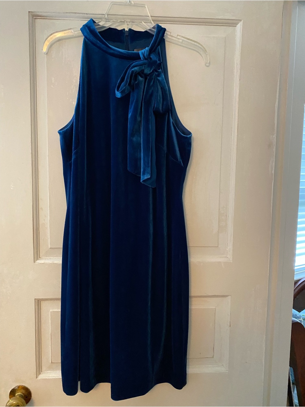 Vince Camuto Turquoise Velvet Fancy Dress with Velvet Bow Tie, Size 12
